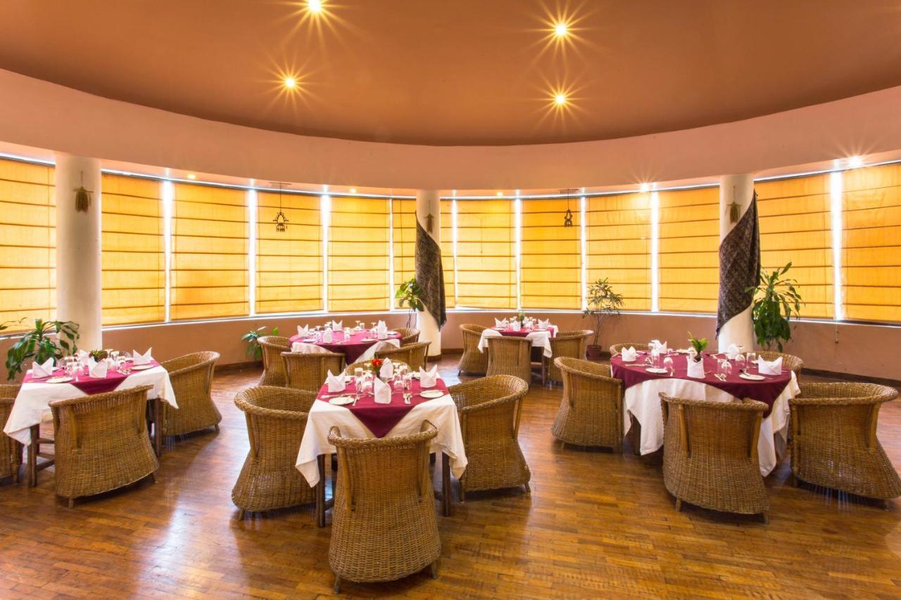 Shangri-La Village Resort, Pokhara Luaran gambar