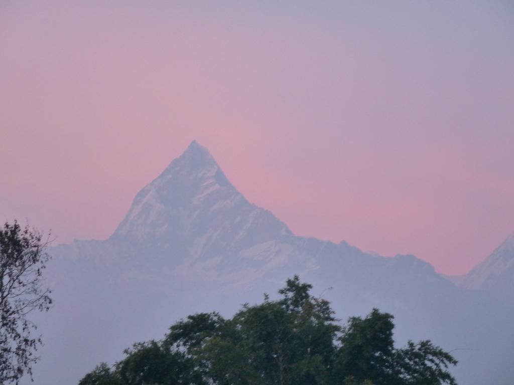 Shangri-La Village Resort, Pokhara Luaran gambar