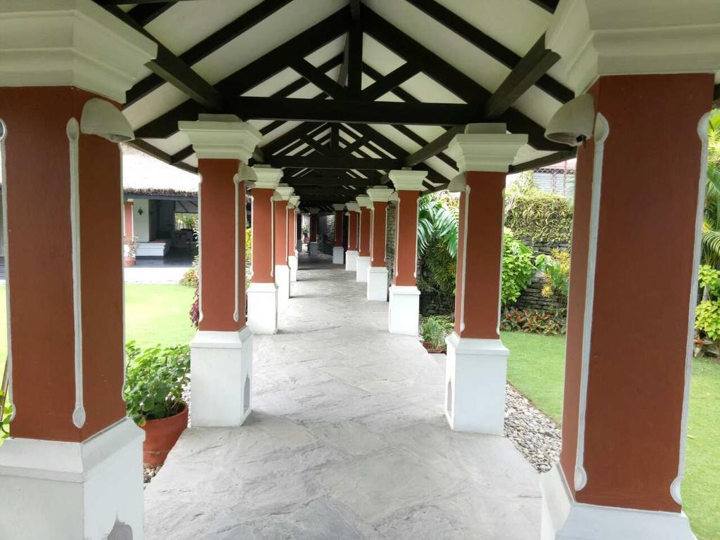Shangri-La Village Resort, Pokhara Luaran gambar