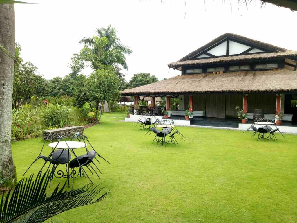 Shangri-La Village Resort, Pokhara Luaran gambar